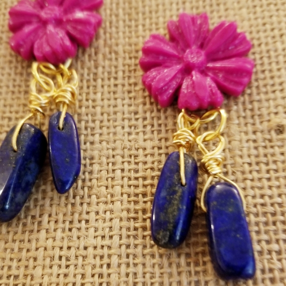 Handcrafted clay earrings - Picture 5 of 6